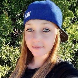 Meet your Posher, Courtney